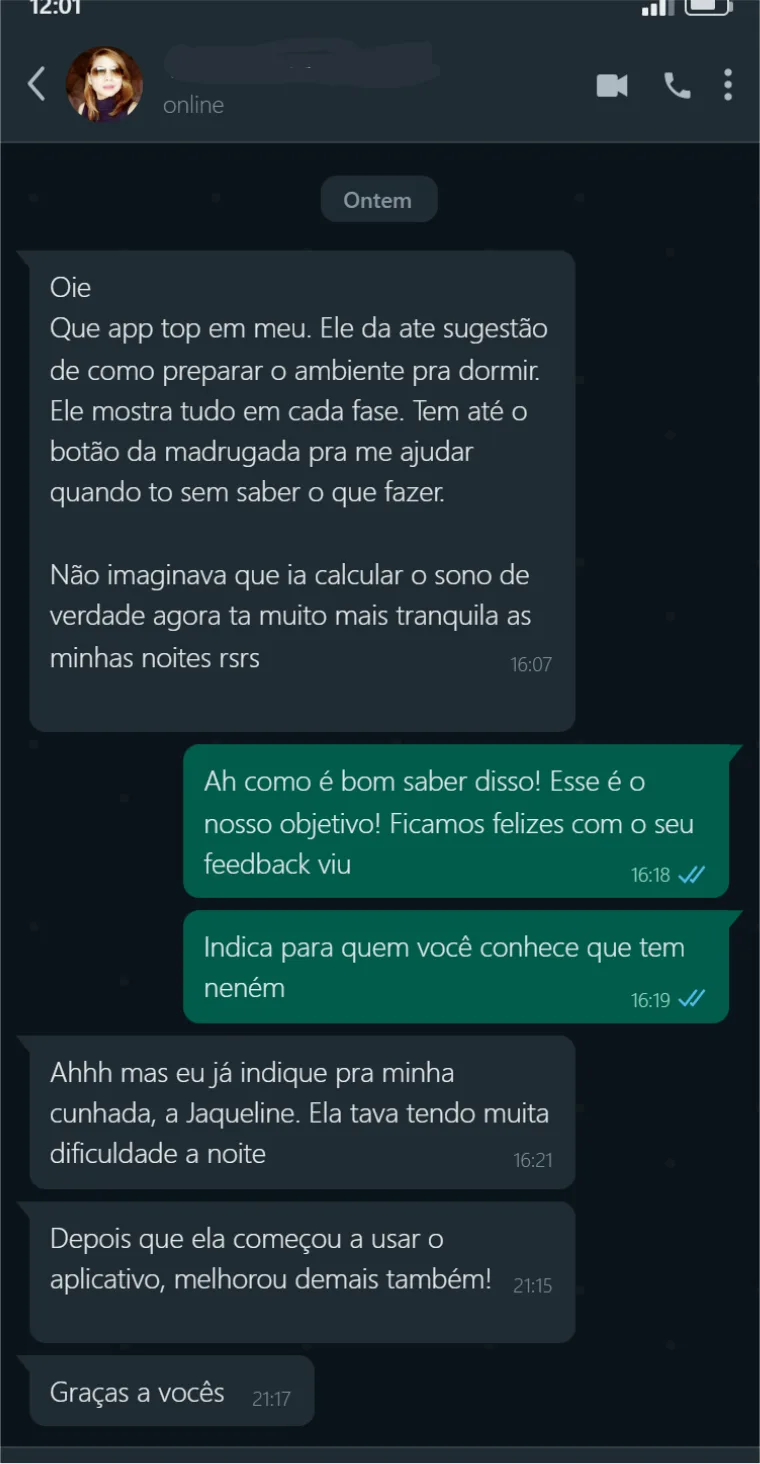Conversa no WhatsApp: mãe comenta o relatório para o pediatra.